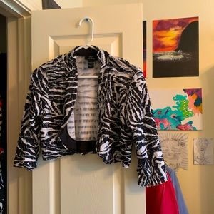 Lennie for Nina Leonard shrug